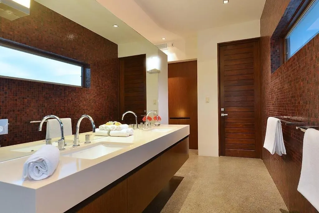 6 Beachfront Mirage - Luxury 4 Bedroom Home Port Douglas 0*,