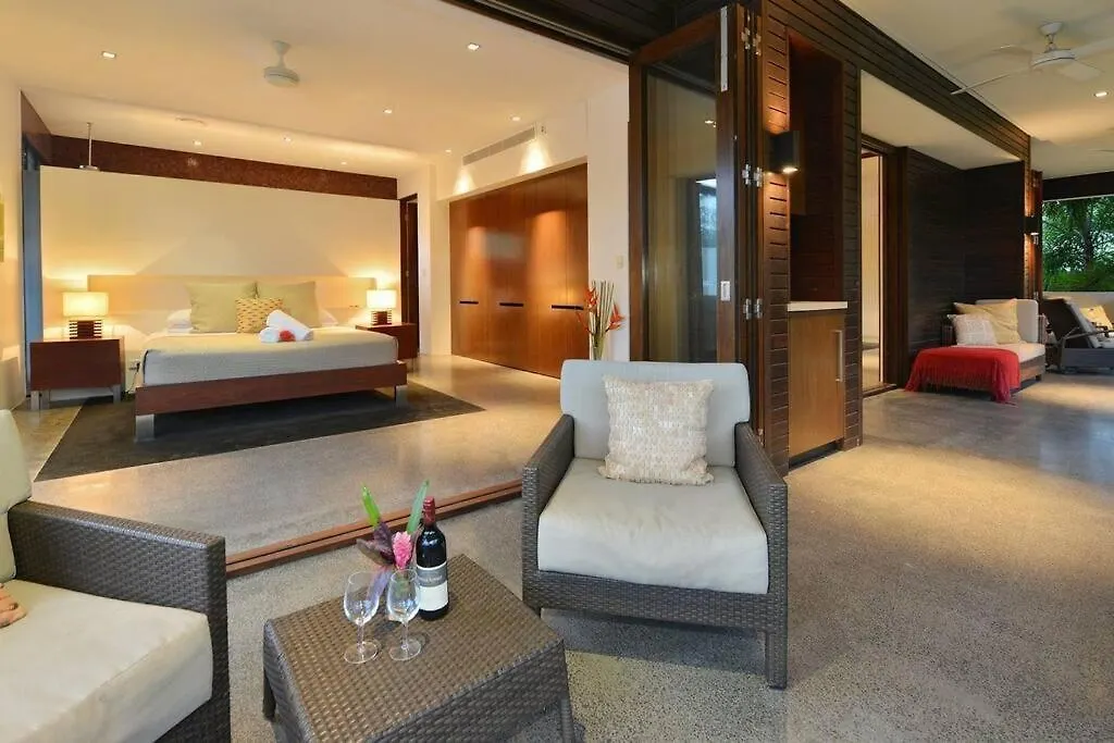 Holiday home 6 Beachfront Mirage - Luxury 4 Bedroom Home Port Douglas